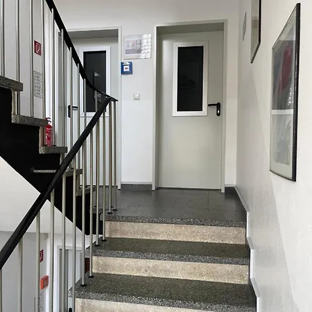 伍珀塔尔瑞斯德酒店 酒店