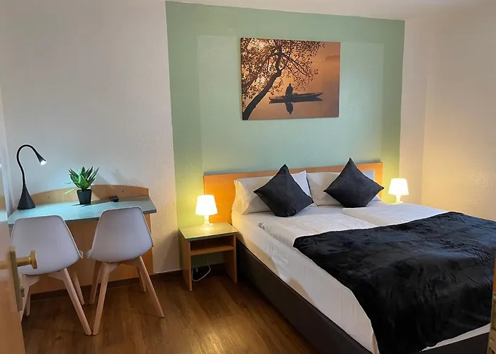 伍珀塔尔瑞斯德酒店 3*